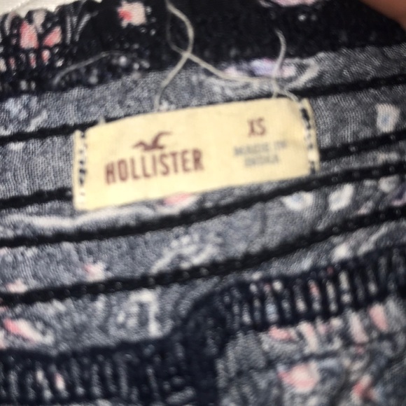 hollistter flowy shorts - Picture 3 of 3